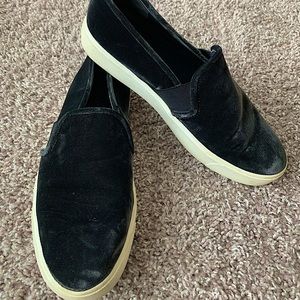 Vince. Slip on sneakers